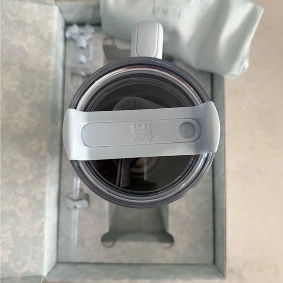 Stanley LoveShackFancy Toscana Alpine Blue 40oz - Picture 3 of 7